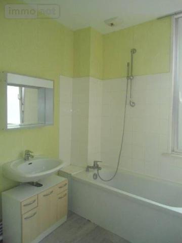 Appartement à louer à Bailleul dans le Nord (59270), ref : FLOCB256