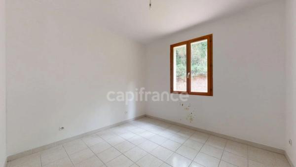 Maison à vendre 4 pièces  (83)