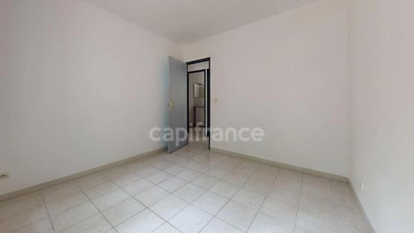 Maison à vendre 4 pièces  (83)