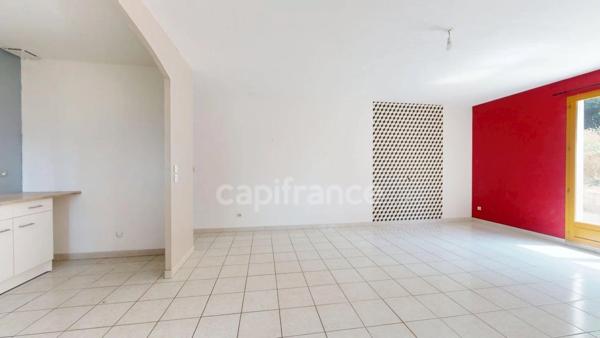 Maison à vendre 4 pièces  (83)