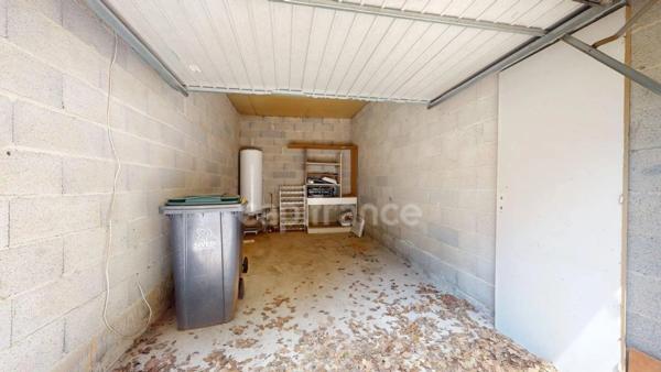 Maison à vendre 4 pièces  (83)