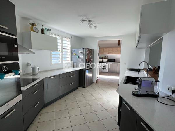 Achat maison Lamentin - 9 pièce(s) - 232 m² - 1 260 000 €