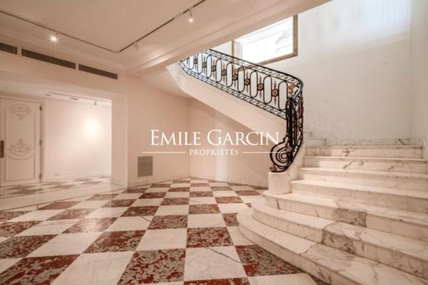 Appartement Victoria 5 pièce(s) 1725.87 m2 + terrasses