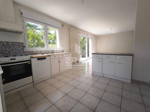 NOUVEAUTÉ - MAISON FAMILIALE de 125m²  - Chambre de plain-pied - Garage - Jardin - COULAINES