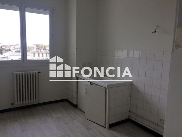 Location Appartement 4 pièces 85.02 m² - 215 BOULEVARD BLAISE DOUMERC Montauban 82000