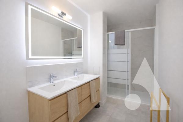 Appartement 5 pièces 81.98 m2