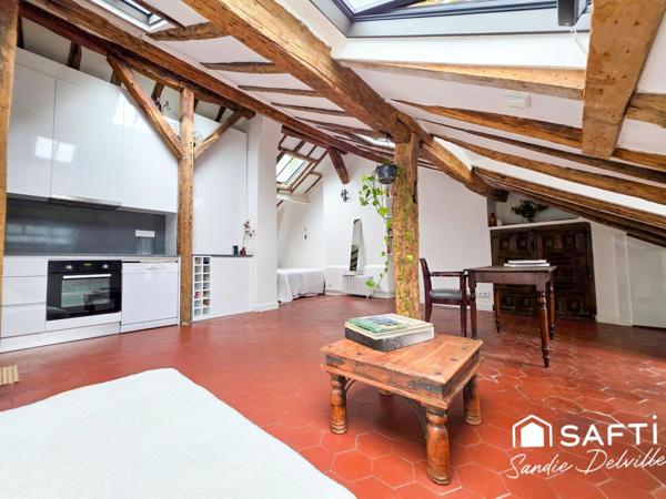 Île Saint-Louis- T2- 60m² au sol -39m² dernier étage