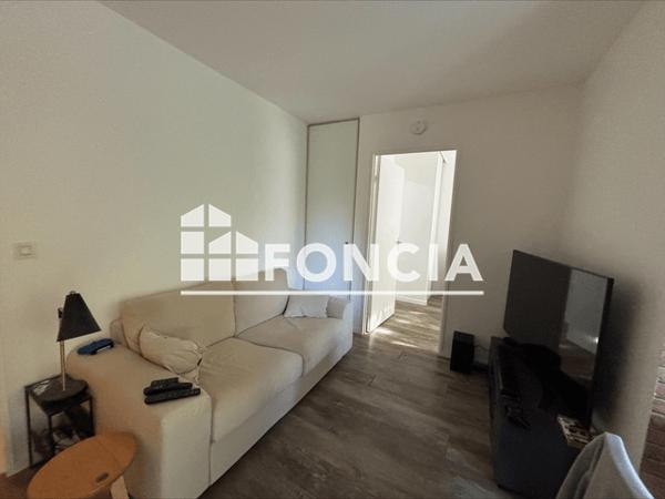 Location Appartement 2 pièces 37.3 m² - 11 RUE DU COLOMBIER Tours 37100