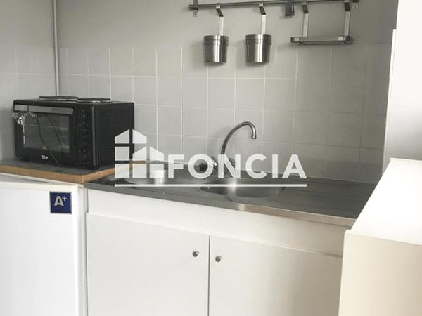 Location Appartement 2 pièces 37.3 m² - 11 RUE DU COLOMBIER Tours 37100