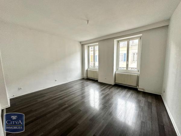 Appartement à louer 4 pièces 64m²