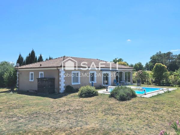 VILLA DE PLAN PIED PROCHE TOUS COMMERCES