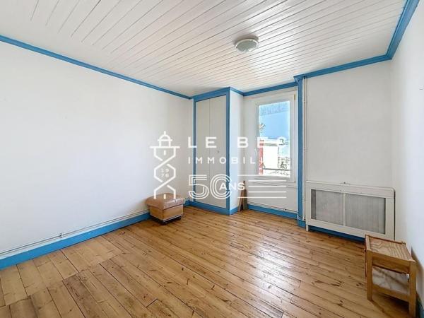LOCMIQUÉLIC : Maison située à 50m du bateau bus à Sainte Catherine