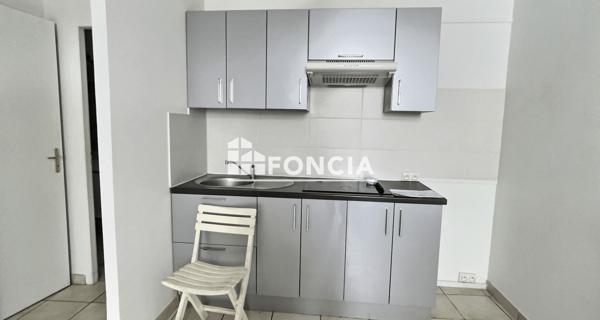 À vendre Immeuble 400 m² - Vienne 38200