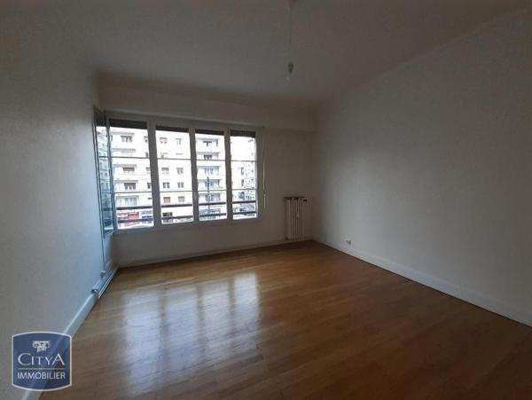 Appartement à louer 2 pièces 72m²