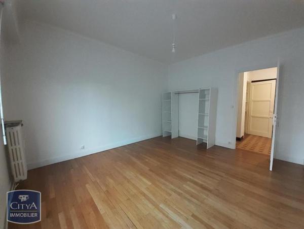 Appartement à louer 2 pièces 72m²