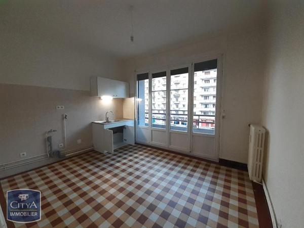 Appartement à louer 2 pièces 72m²