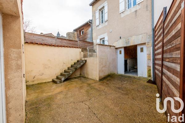 Maison à vendre 6 pièces 137 m² Sorges et Ligueux en Périgord