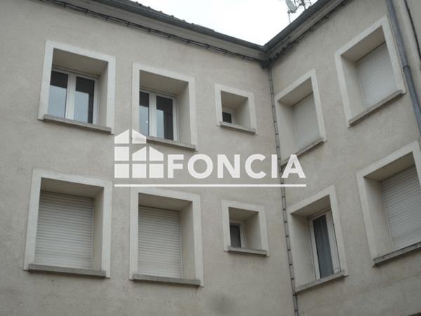 Location Studio 28 m² - 59 GRANDE RUE Chateau Thierry 02400