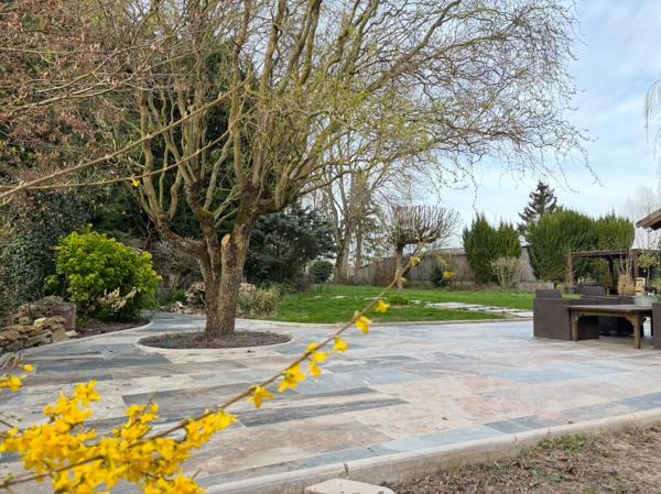 Coulommiers (77120) Superbe maison briarde 4 chambres, 128 m² - 1800m²