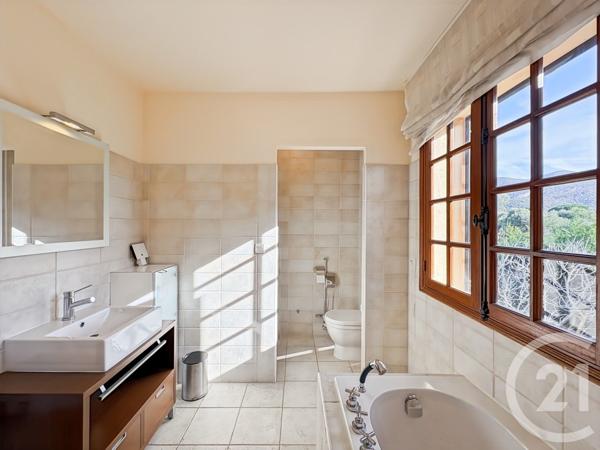 Maison à vendre  12 pièces - 420 m2 ST FLORENT - 202