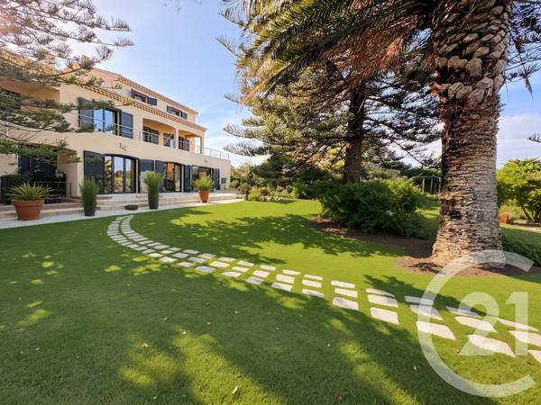 Maison à vendre  12 pièces - 420 m2 ST FLORENT - 202