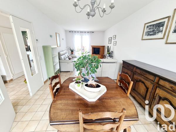 Maison 5 pièces de 111 m² à Aussillon (81200)