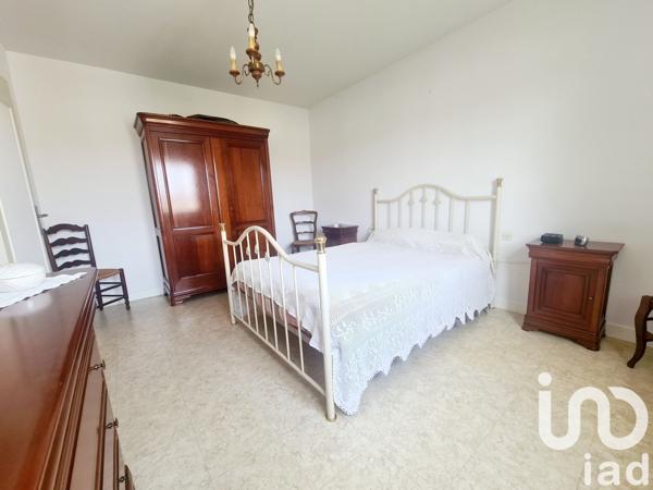 Maison 5 pièces de 111 m² à Aussillon (81200)