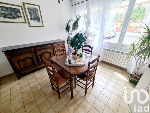 Maison 5 pièces de 111 m² à Aussillon (81200)