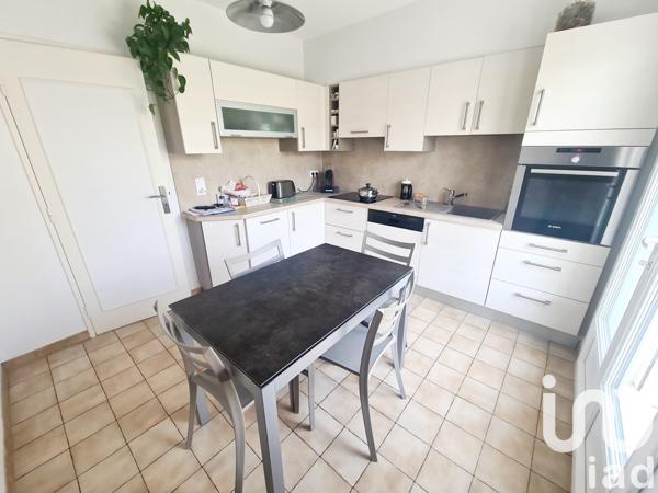 Maison 5 pièces de 111 m² à Aussillon (81200)