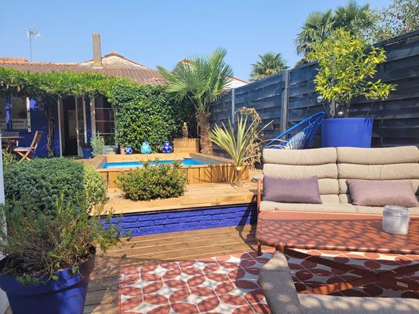 ROCHEFORT secteur calme maison de 93 m² de type 4 avec jardin intimiste