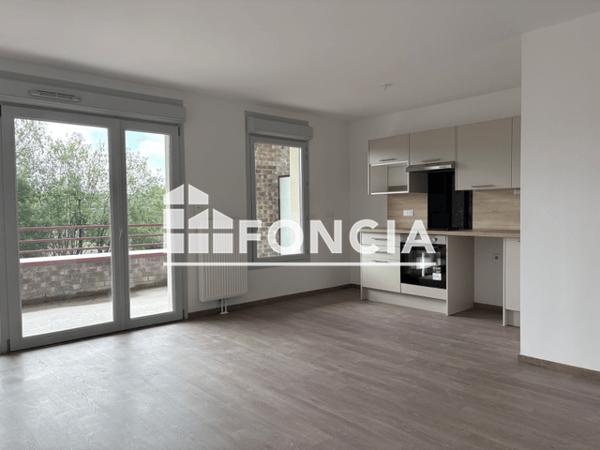 Location Appartement 3 pièces 64.75 m² - RESIDENCE AU FIL DE L'EAU - 31 RUE ERNEST MACAREZ PORTE C103 Valenciennes 59300