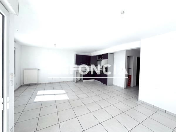 Location Appartement 4 pièces 78.9 m² - 174 RUE IGOR STRAVINSKY Voreppe 38340