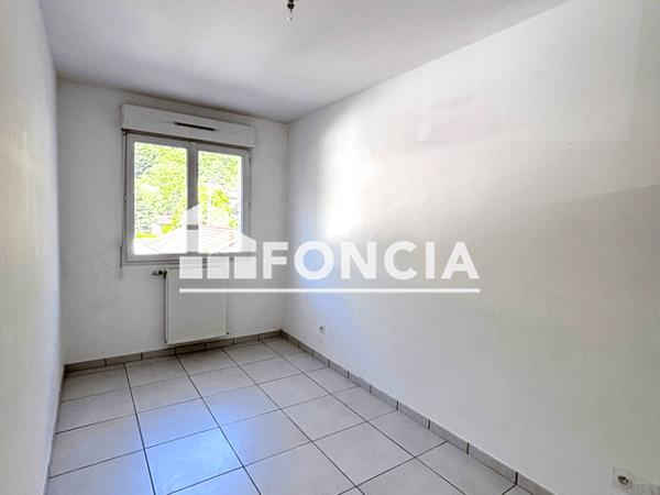 Location Appartement 4 pièces 78.9 m² - 174 RUE IGOR STRAVINSKY Voreppe 38340