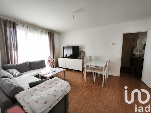 Appartement 2 pièces de 50 m² à Le Plessis-Belleville (60330)