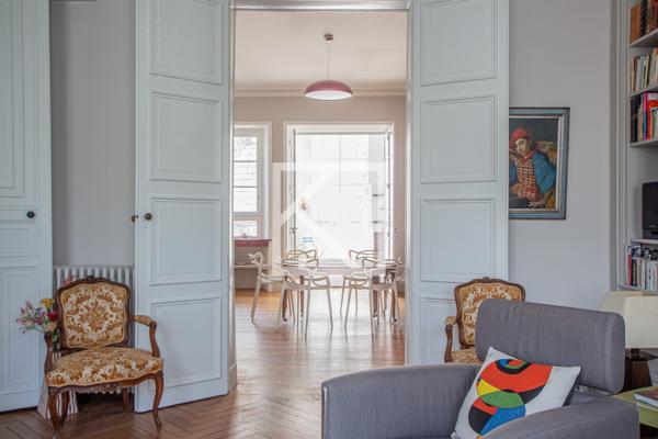 Hotel Particulier en hyper centre, rénové avec ascenseur
