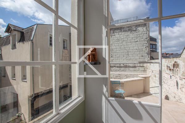 Hotel Particulier en hyper centre, rénové avec ascenseur