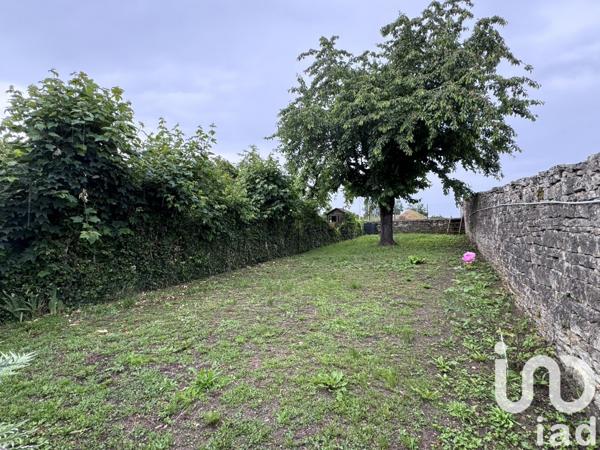 Maison de village 6 pièces de 112 m² à Saint-Gengoux-le-National (71460)