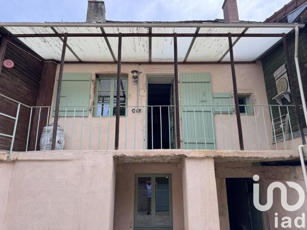Maison de village 6 pièces de 112 m² à Saint-Gengoux-le-National (71460)