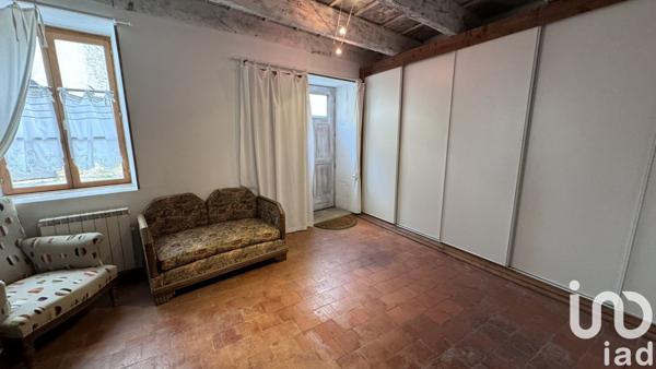 Maison de village 6 pièces de 112 m² à Saint-Gengoux-le-National (71460)