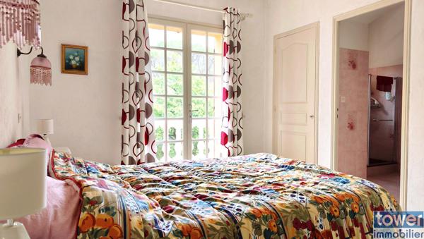Maison
                                                                                                                                                                                                                                                                                                                        3 pièce(s)                                                                                                                                                                                                          2 chambre(s)                                                                                                                                                                                                          110.65  m²