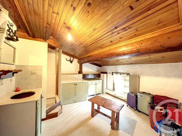 Maison à vendre  6 pièces - 215,98 m2 LE CREST - 63