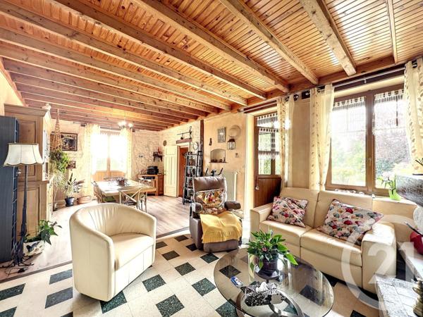 Maison à vendre  6 pièces - 215,98 m2 LE CREST - 63