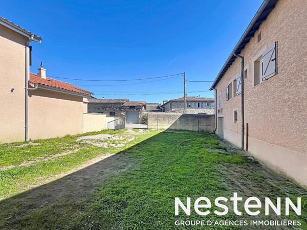 Maison 7 pièces, grand potentiel d'aménagement pour artisan ou famille