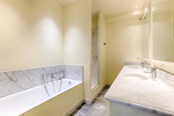 Appartement F2 à vendre  2 pièces - 97,47 m2 NEUILLY SUR SEINE - 92