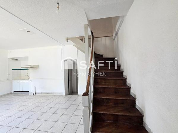 Maison avec jardin et garage