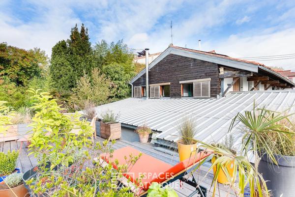 Ancienne usine rénovée en habitation contemporaine bas Côte Pavée