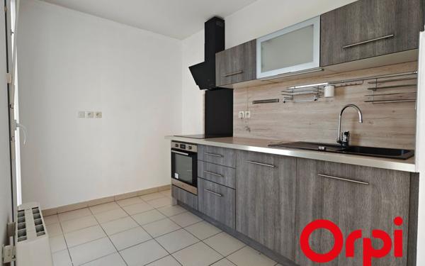 Appartement à vendre    4 pièces • 84,81 m2 Vénissieux