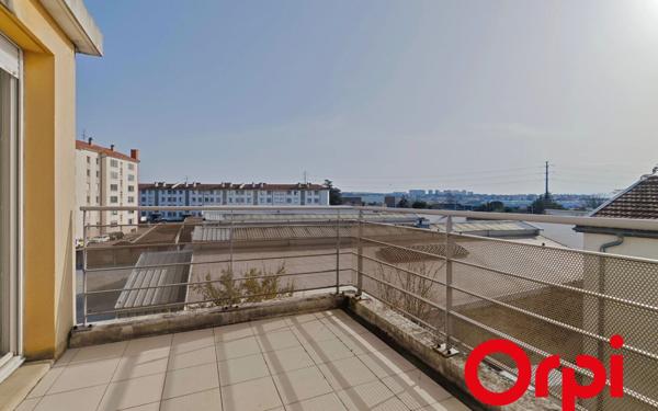 Appartement à vendre    4 pièces • 84,81 m2 Vénissieux