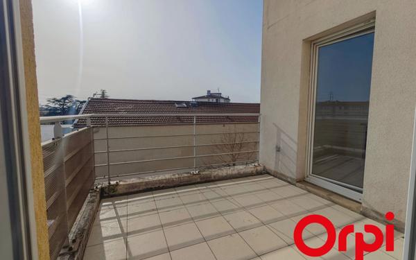 Appartement à vendre    4 pièces • 84,81 m2 Vénissieux