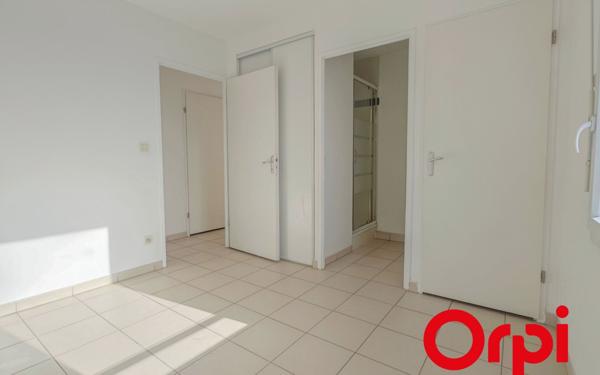 Appartement à vendre    4 pièces • 84,81 m2 Vénissieux